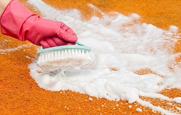  روش‌های خانگی برای شستشوی فرش ابریشم 